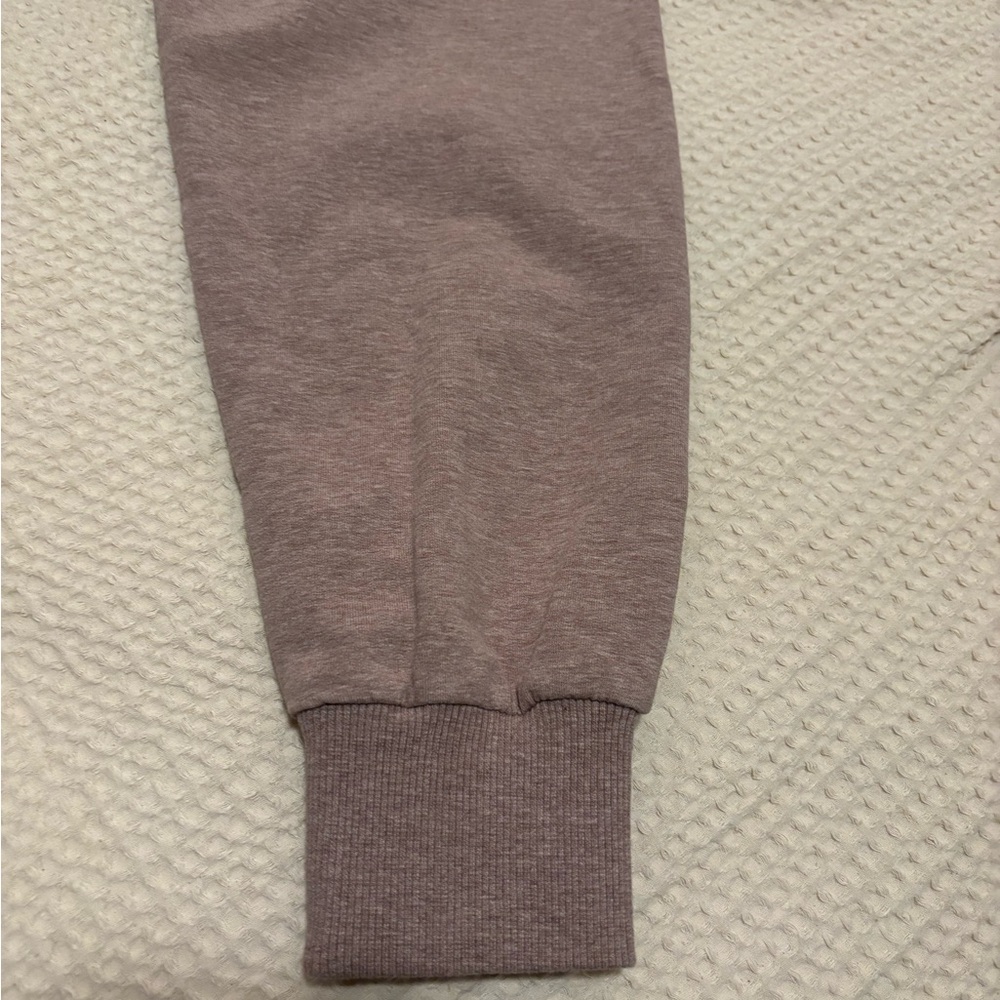 NWOT VARLEY Atlas Sweatshirt in Ash Rose - Picture 13 of 15
